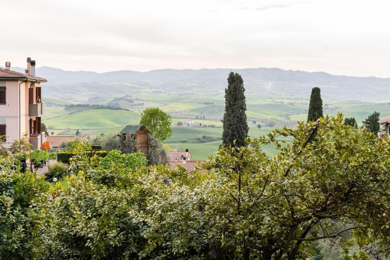 Lajatico Rentals - Casa Di Alice Nel Borgo Экстерьер фото