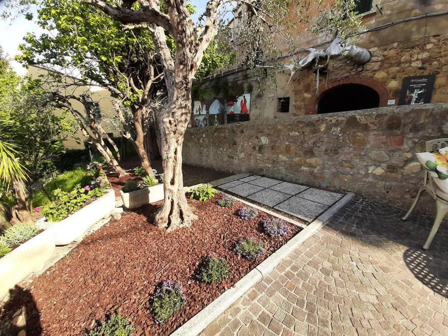 Lajatico Rentals - Casa Di Alice Nel Borgo Экстерьер фото